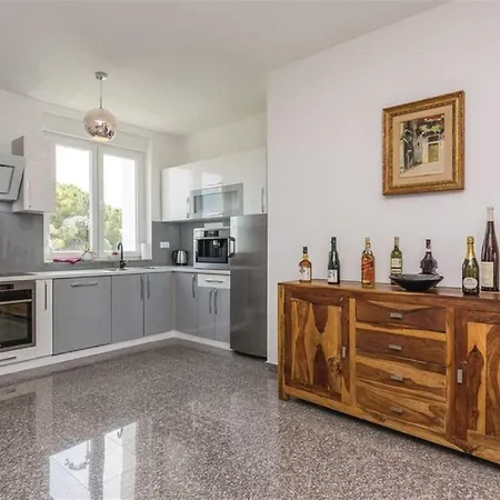 Villa Panorama With Rooftop Pool *