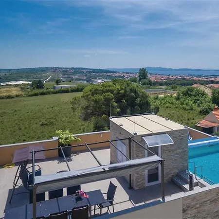 Willa Panorama With Rooftop Pool Ploce (Zadar)