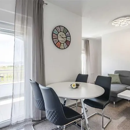 Panorama With Rooftop Pool Willa