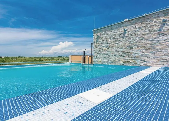 Villa Panorama With Rooftop Pool *