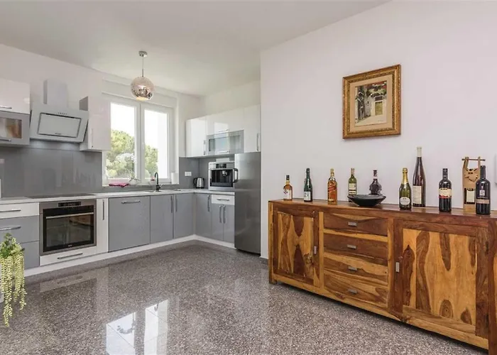 Villa Panorama With Rooftop Pool *